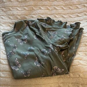 EUC Butterfly Patterned Green Top